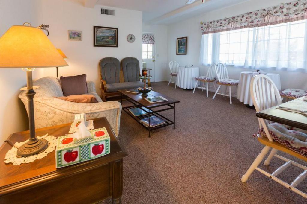 Apple Blossom Bed & Breakfast 3*